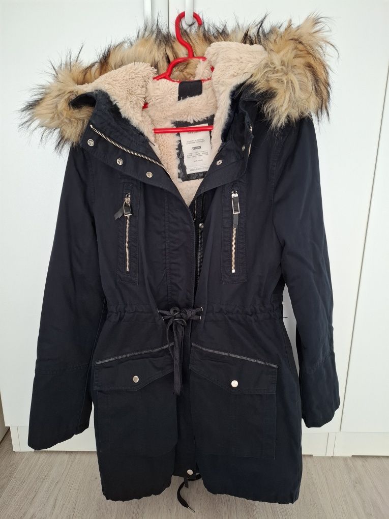 Parka Bershka mar M