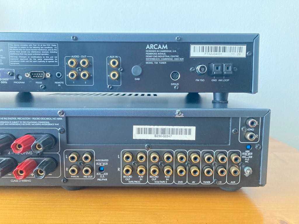 Amplificator Arcam FMJ A32 și tuner T32