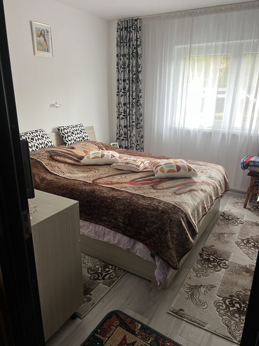 Apartament 2 camere decomadat str.Toamnei