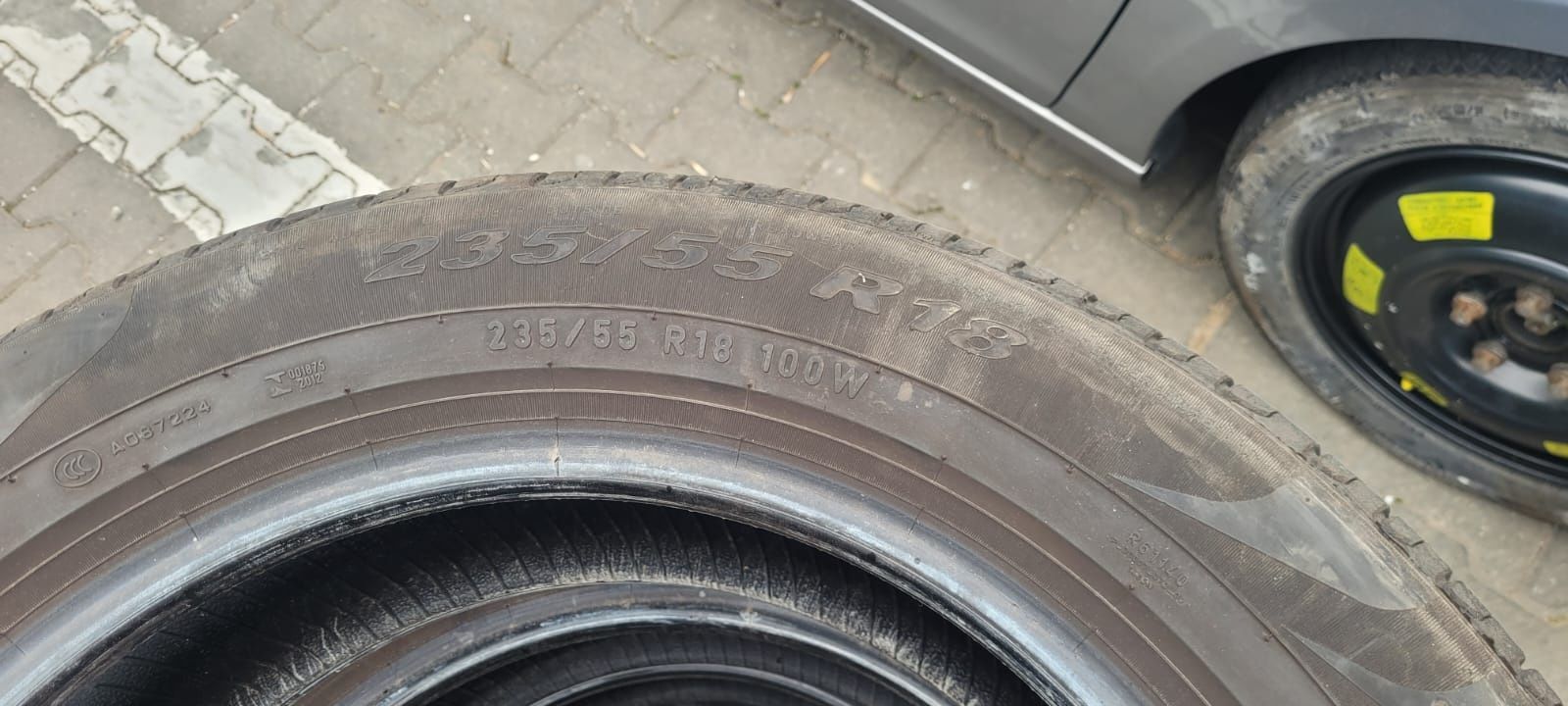 Vând Cauciucuri  Pirelli Scorpion second hand