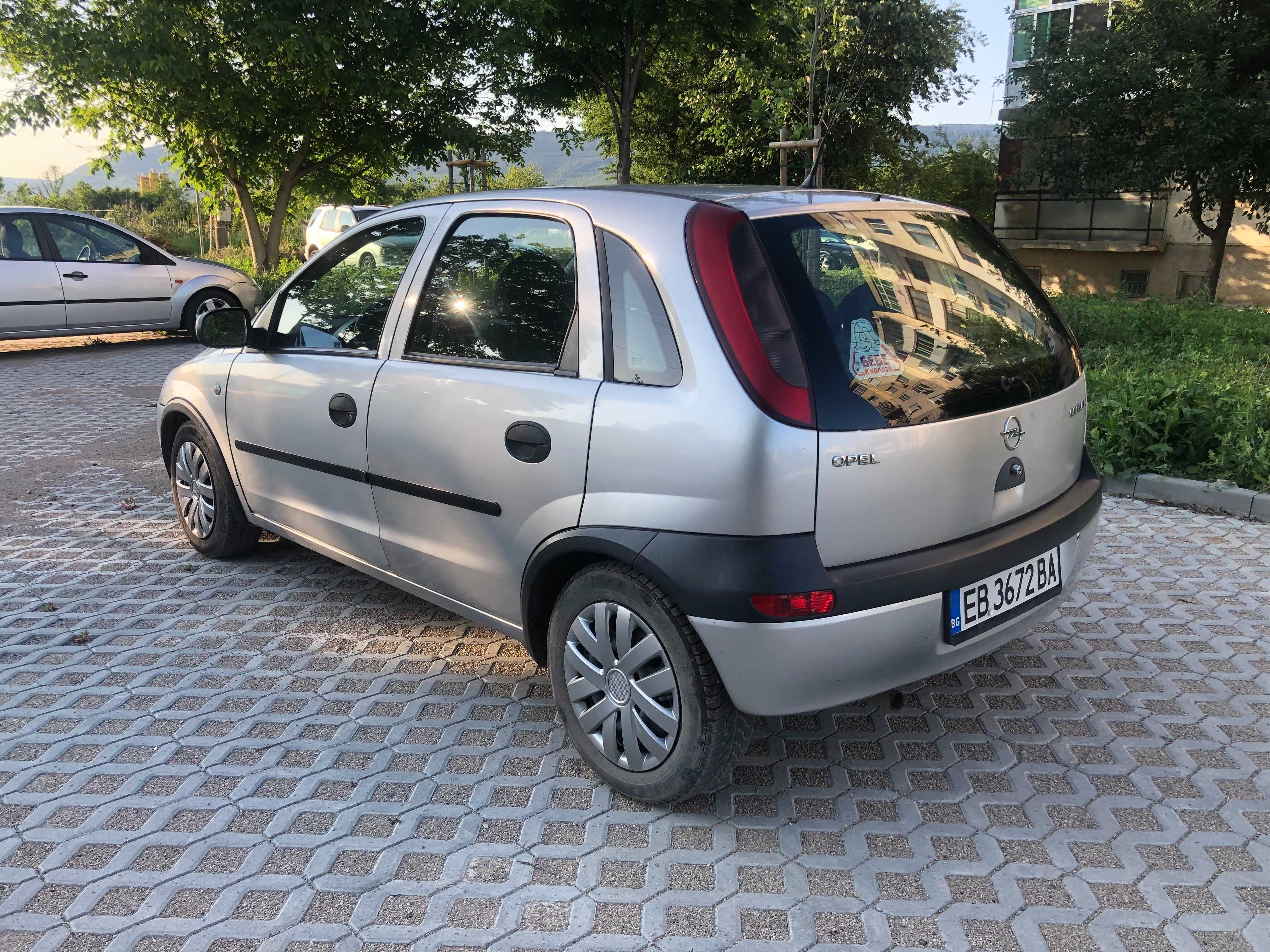 Opel Corsa C 1.2 2002г. Бензин