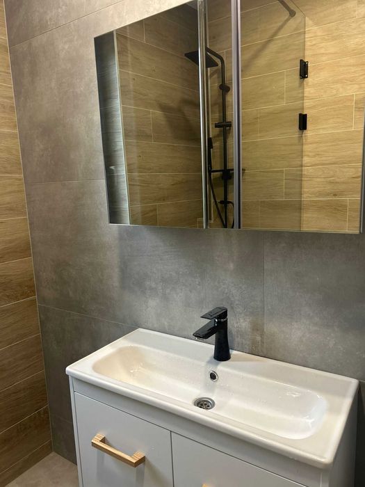 Apartament 2 camere -  Sisesti