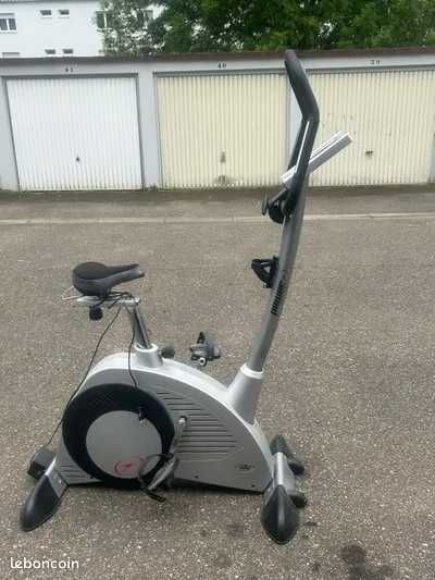 Bicicletã cardio de interior,de apartament, casã, sau salã de sport