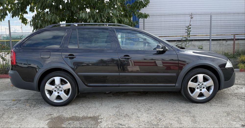 Skoda Octavia Scout 4x4 2.0 DIESEL 11.2007 ^piele^senzori^+roti iarna
