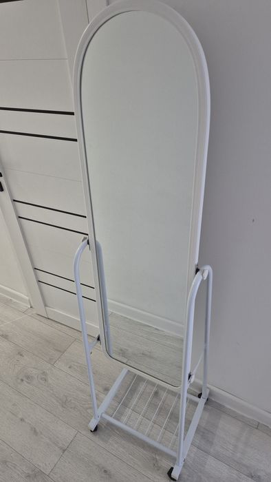 Зеркало напольное