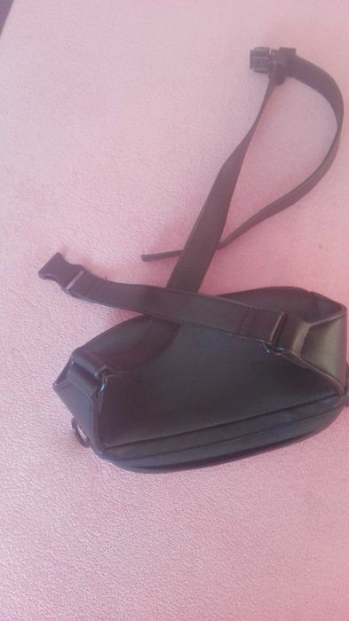 Borsetă piele neagră Pull & Bear original