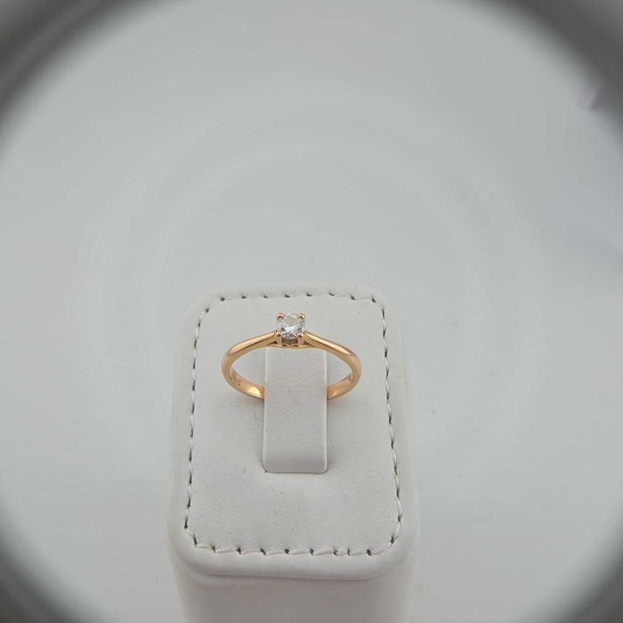 Inel de logodna aur 18k 0,19 kt diamante naturale