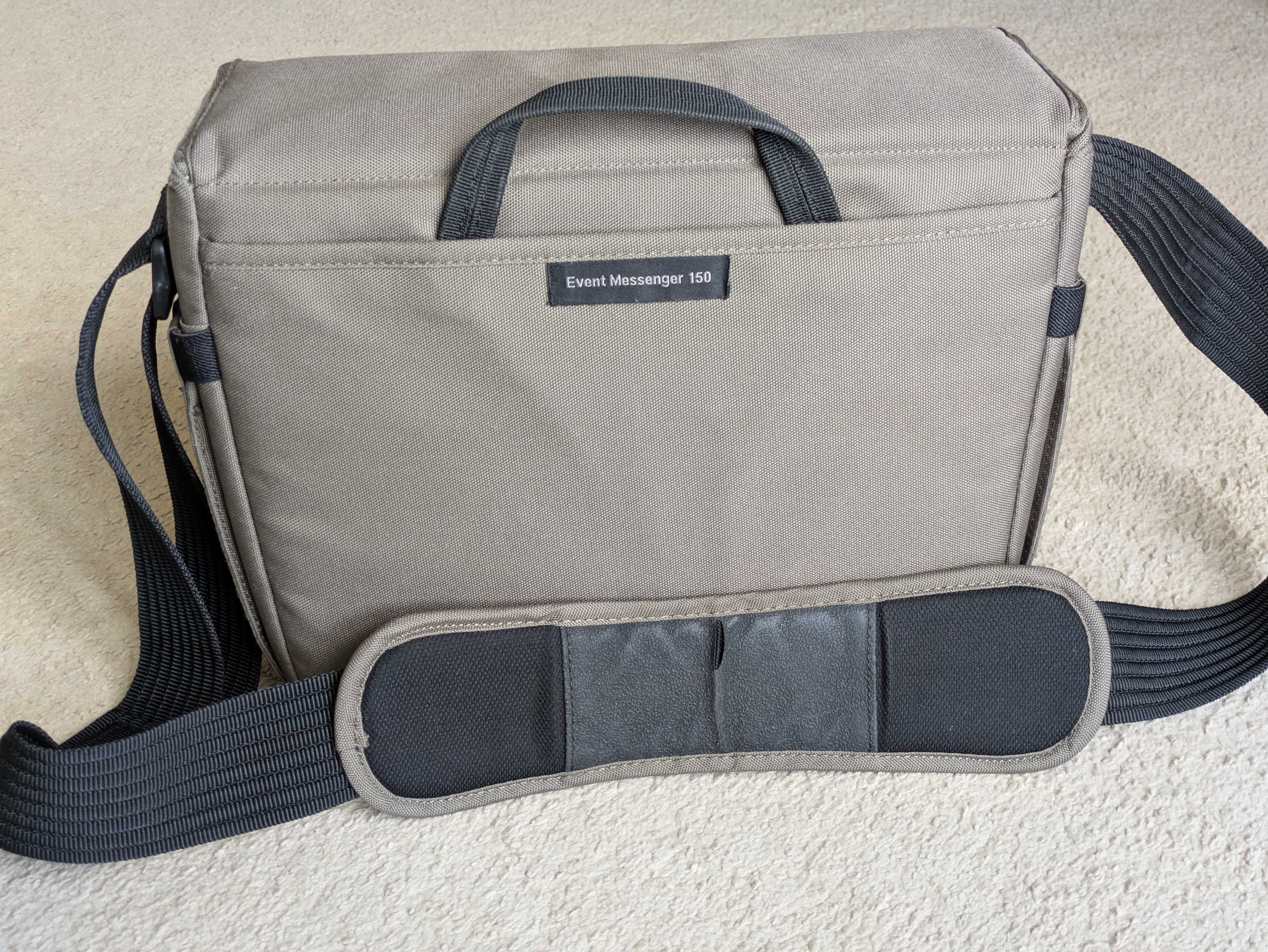 Чанта за фотоапарат + таблет Lowepro Event Messenger 150
