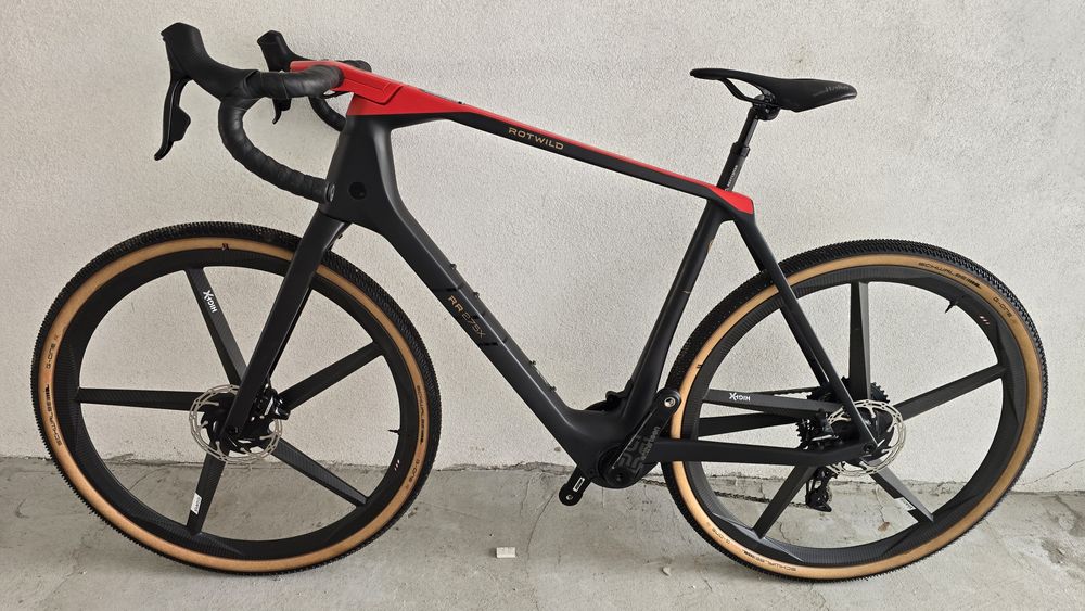 Върховен клас електрически гравел велосипед Rotwild R.R 275 X Ultra