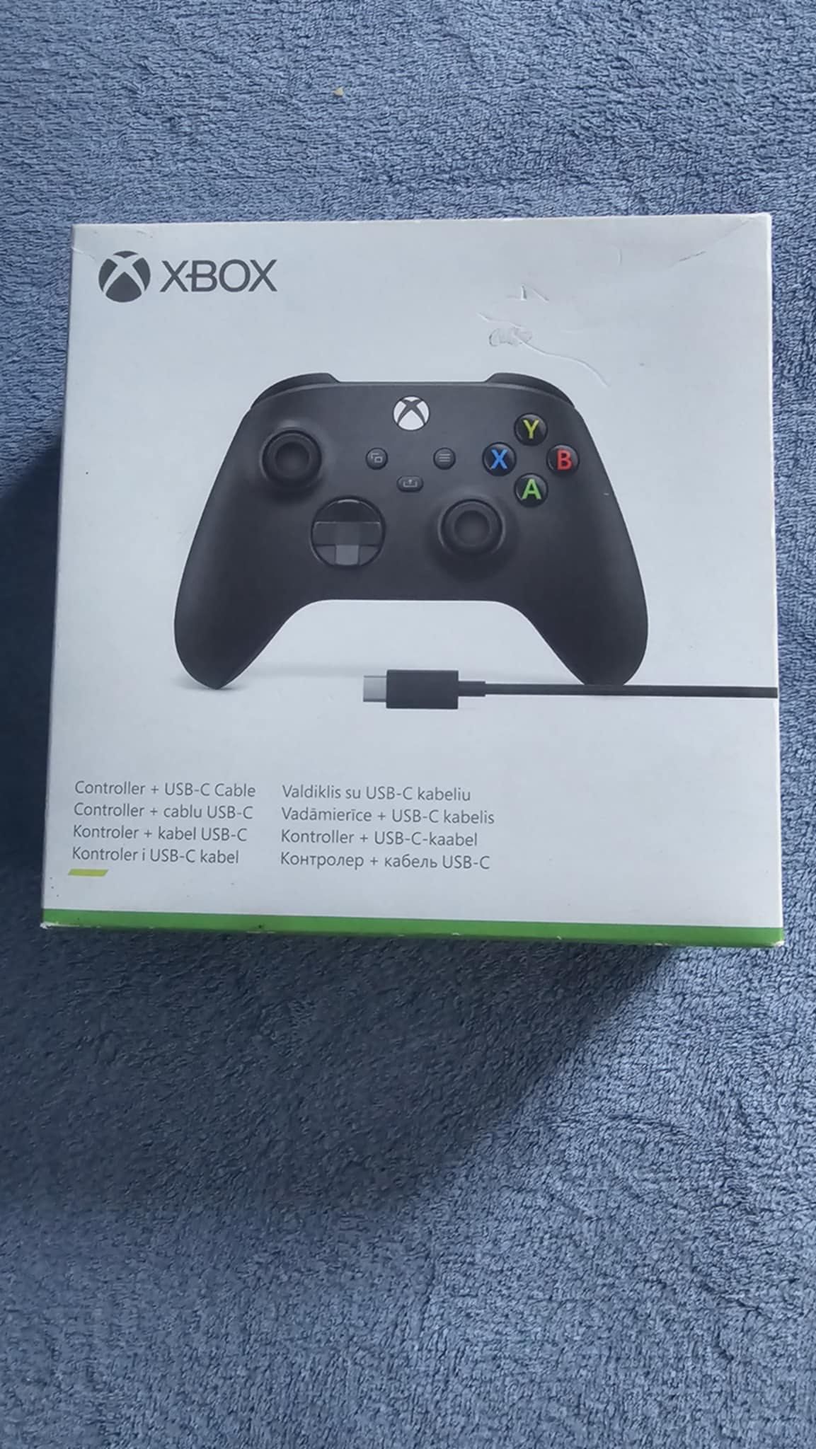 iPhone 13 Pro Max И Xbox с джойстик и игри