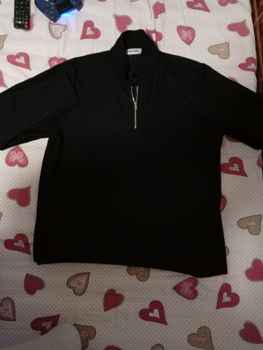 Vând Compleu Philip Guston