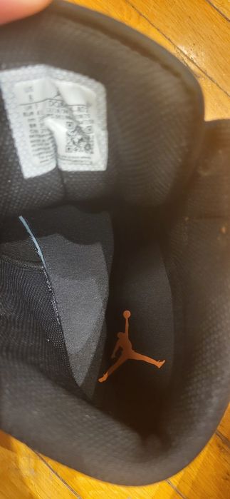 Adidas nike jordan doar predare personala in București