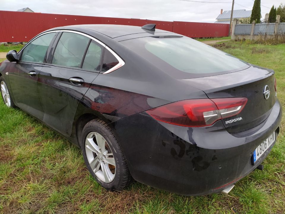 Dezmembrez Opel Insignia B 2017 2018 euro 6 2019 2020 motor 2.0cdti 125KW 170CP b20dth cutie de viteze automata far dreapta led volan stânga plansa bord oglindă line assist dezmembrari piese