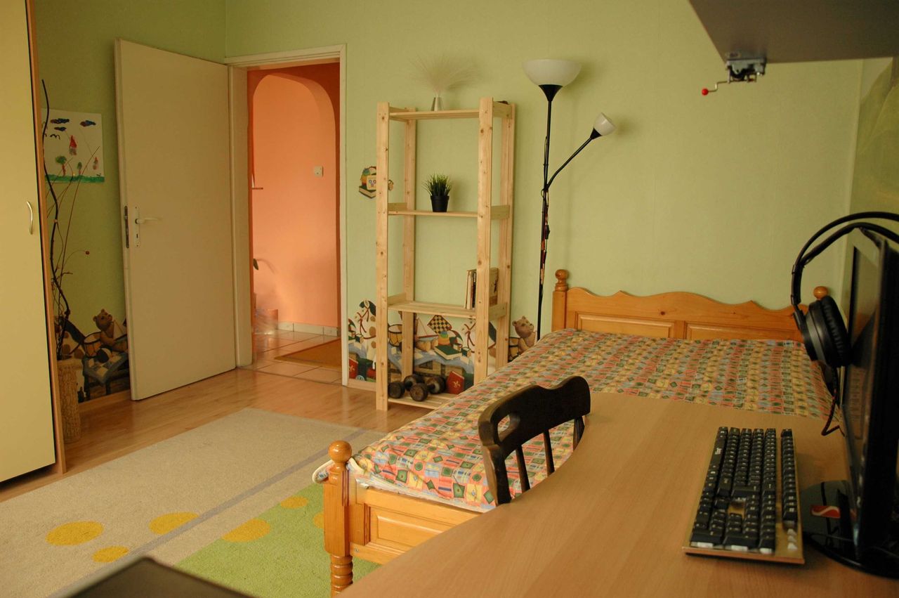 Продава се Четиристаен апартамент в София, Левски Г - 117 кв.м за 2026 €/кв.м - Снимка #3