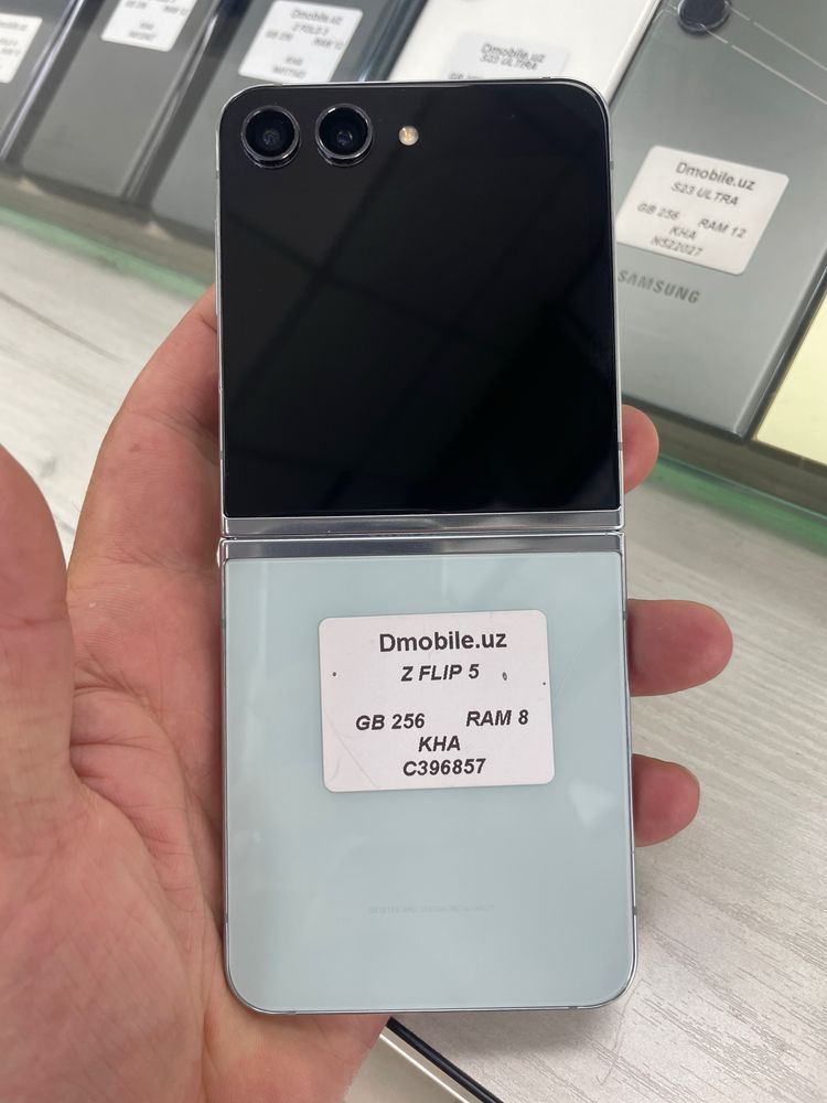 Samsung z flip5  8/256gb