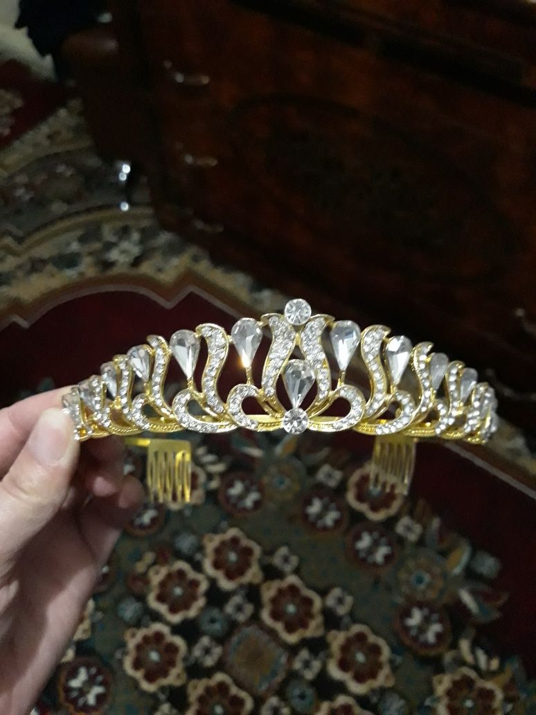 Новая корона очень красивая