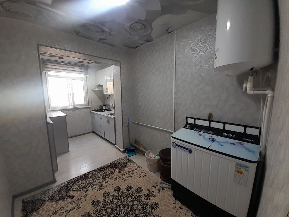 Шахарни марказида, Микраройонда 2 хонали квартира ижарага берилади.