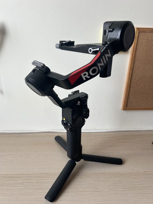 Гимбъл DJI RS 4 в Гаранция!