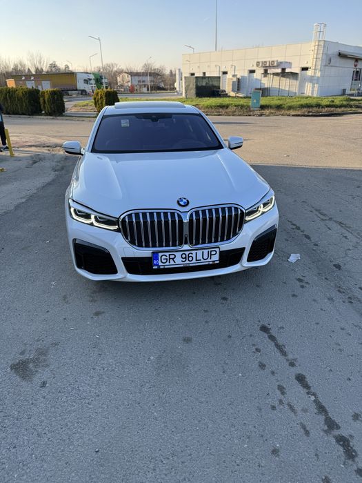 Vand/scihimb BMW 740i 340 cai