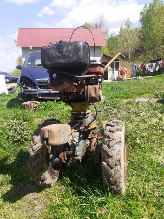 Vand motocultor pe benzina , 11 hp