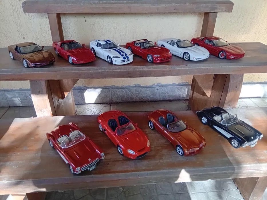 Machete 1:18 Doge Viper Ford Chevrolet