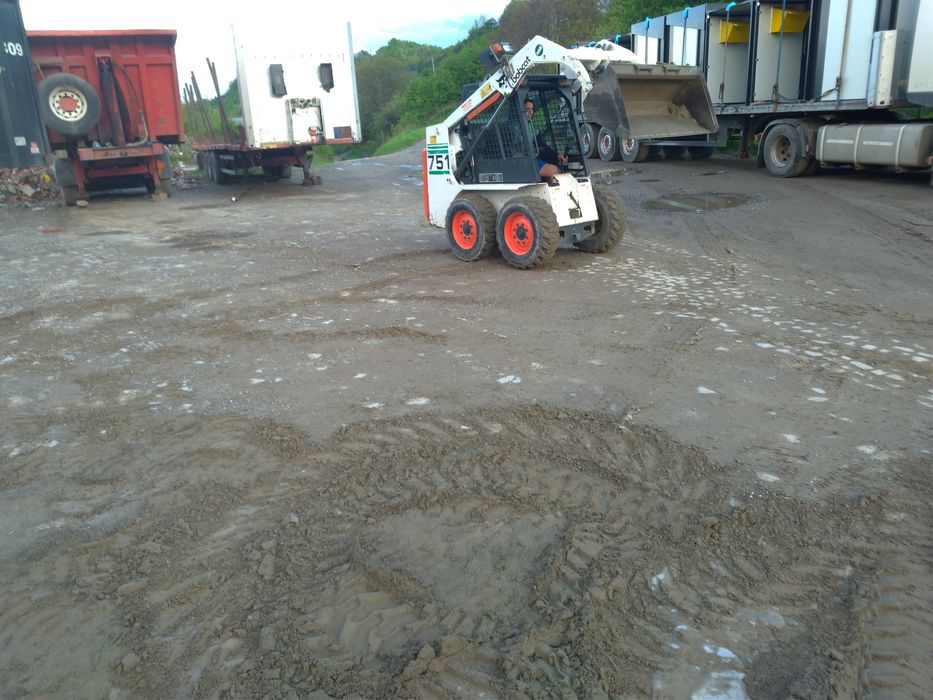 Inchiriez Bobcat si Miniexcavator