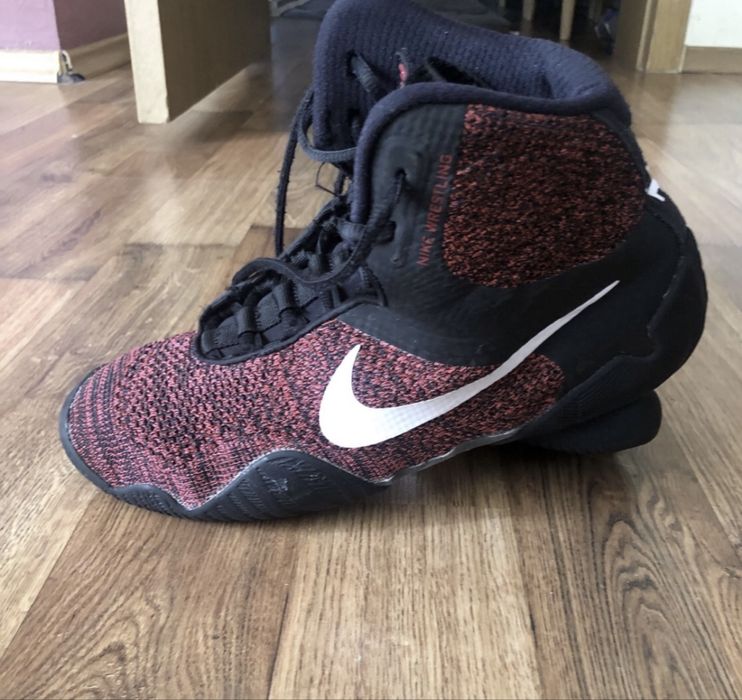 Борцовки Asics, Nike