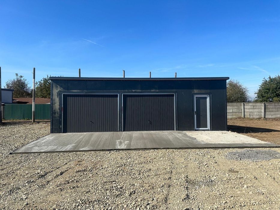 Vindem garaje metalice auto