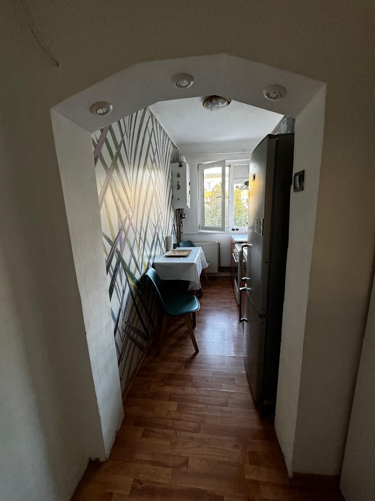Vând apartament Lugoj