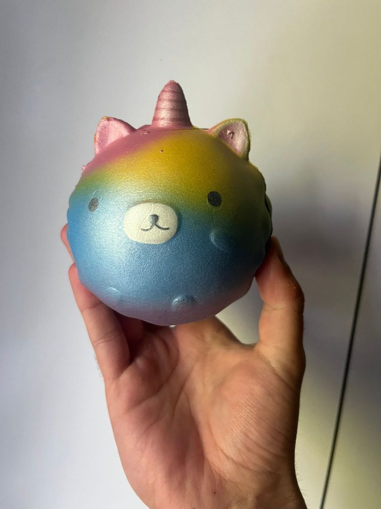 Vând jucărie Squishy unicorn oaie