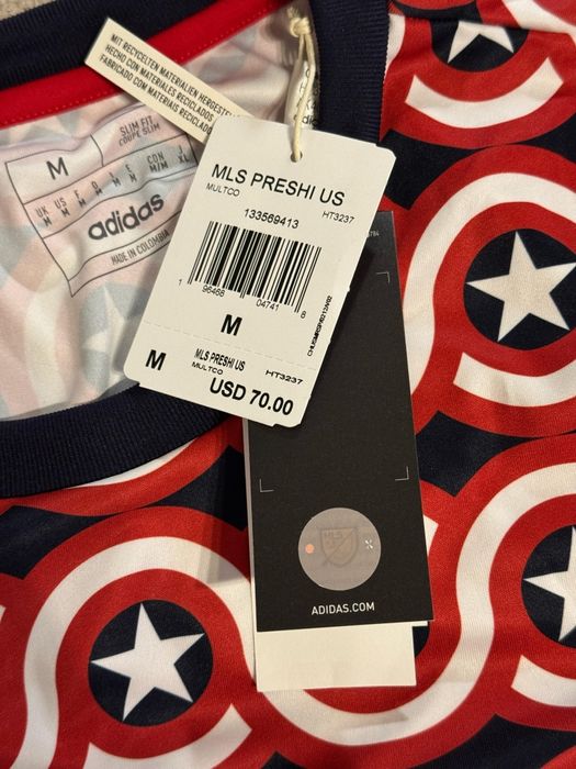 Тениска Adidas Marvel серия внос от САЩ