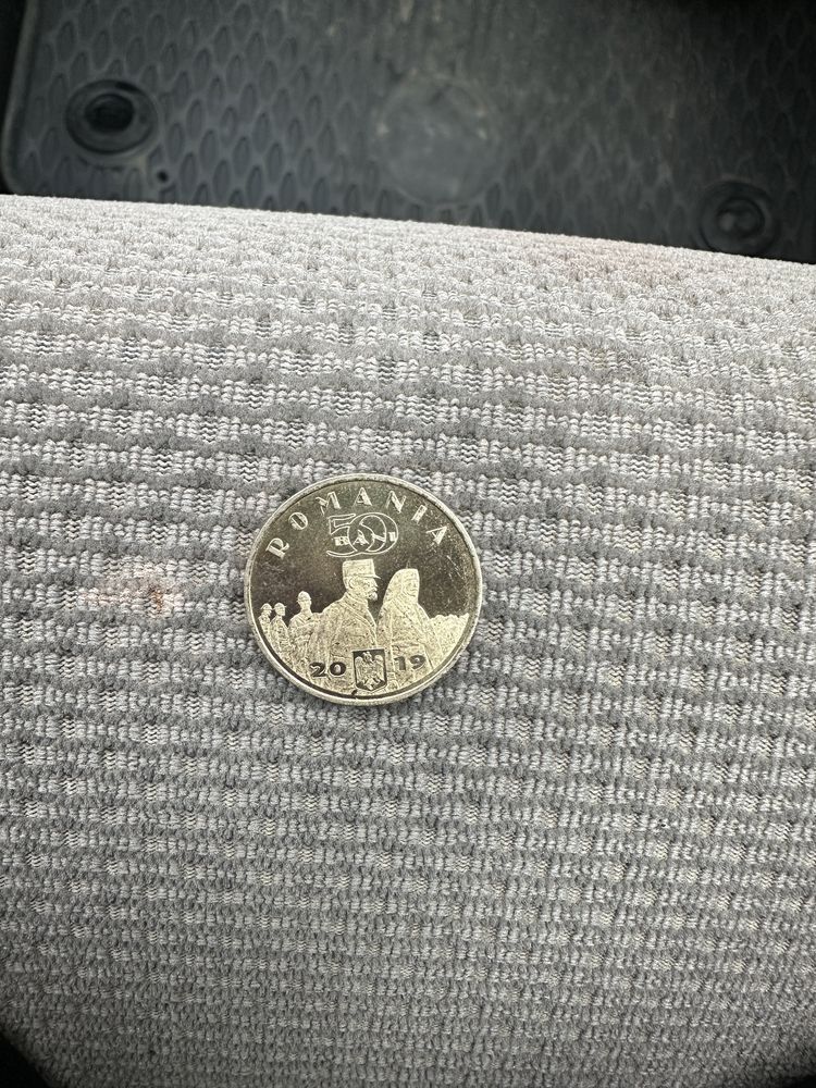 Vand moneda de colectie 2019 regina maria