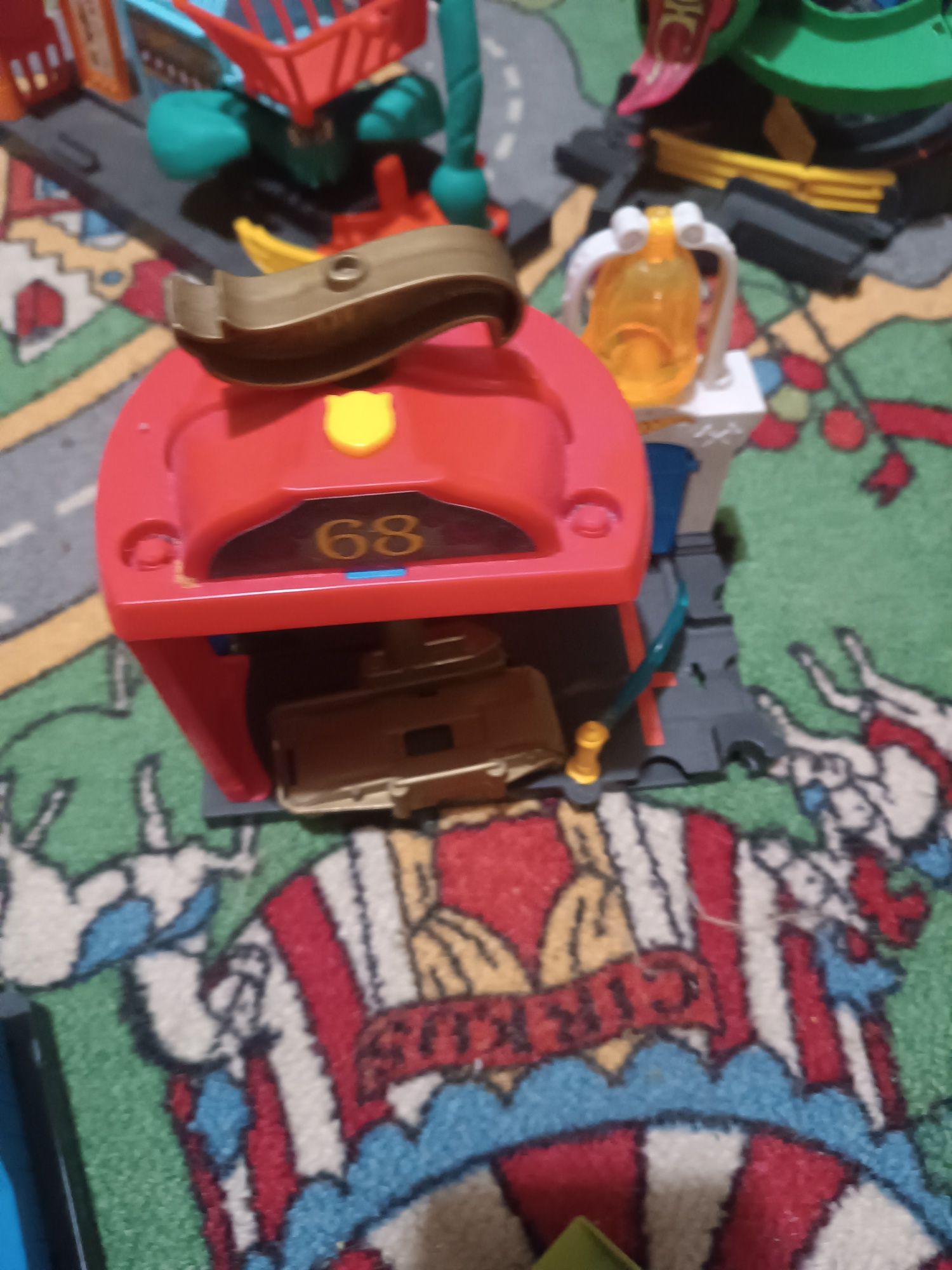 Hot Wheels писти