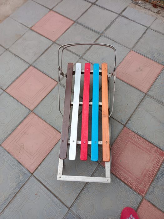 Санки детские сделано из алюминия  очень легкие