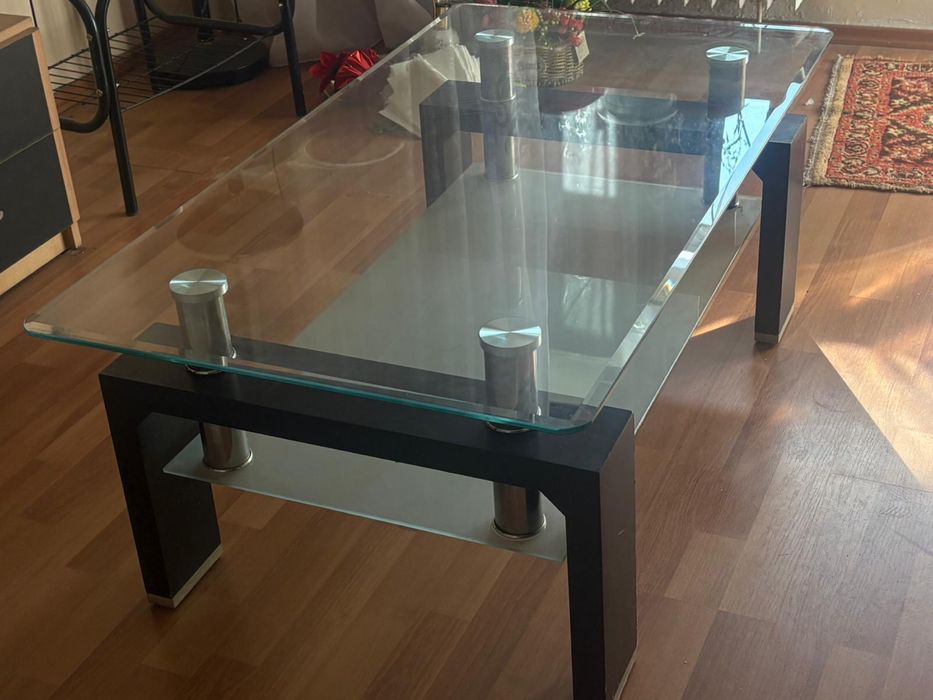 Masuta living sufragerie