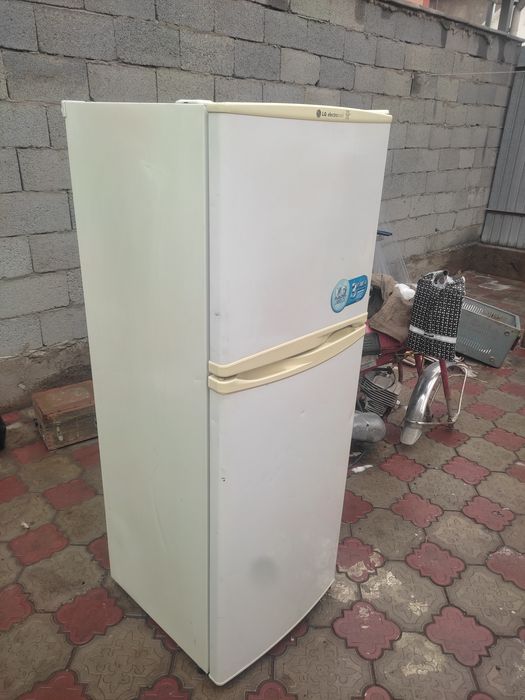 Продам холодильник лж