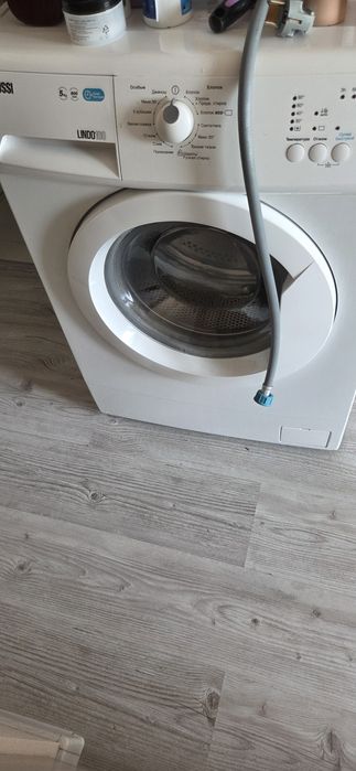 Продам стиральную машину