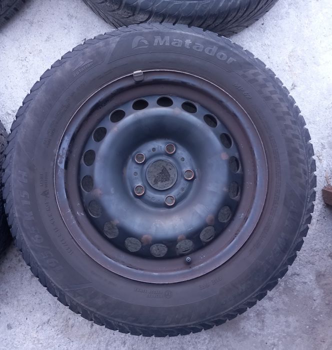 Всесезонни гуми с джанти 15 5×112 Vw Audi Seat Skoda