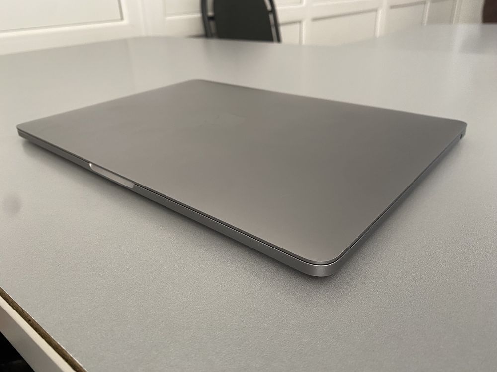 Продам Macbook Pro 13*