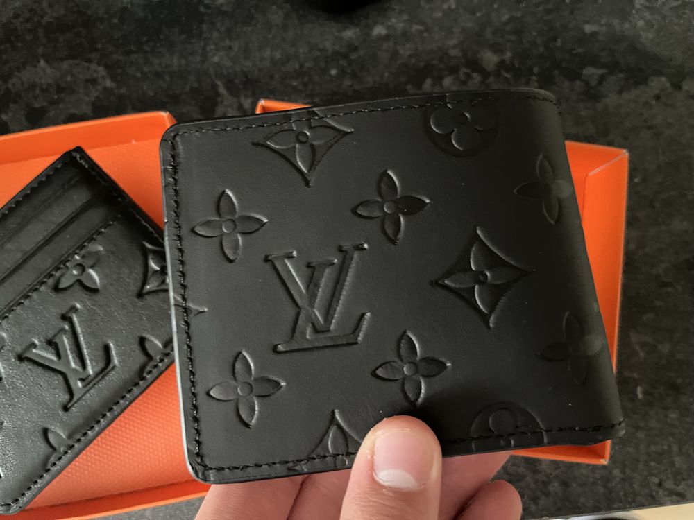 Louis vuitton портфейл