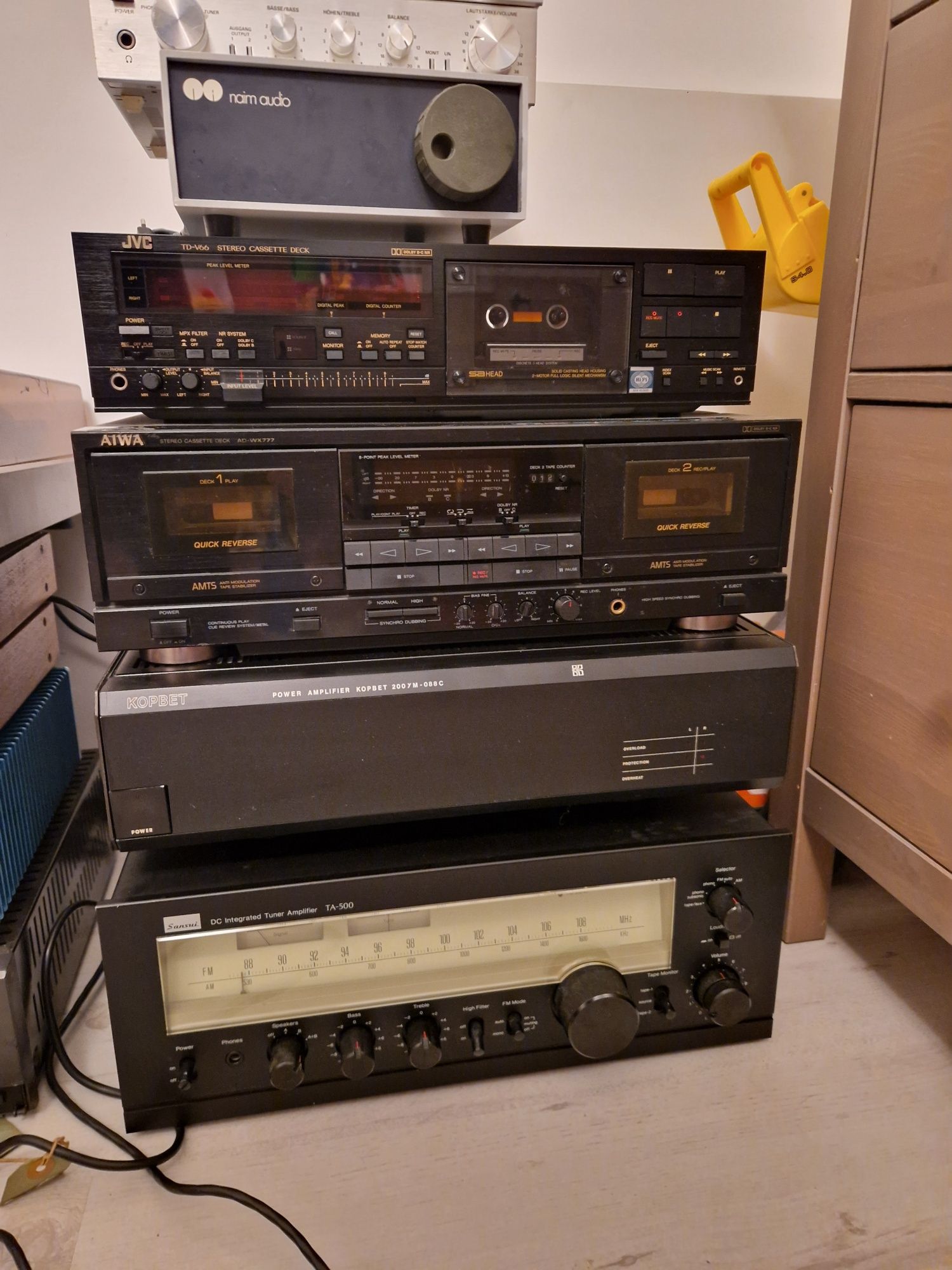 Tandberg lenco sansui jvc naim optonica cambridge dual korvet grundig