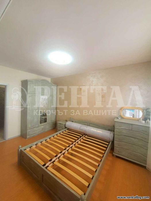 Тристаен нов апартамент срещу Тримонциум