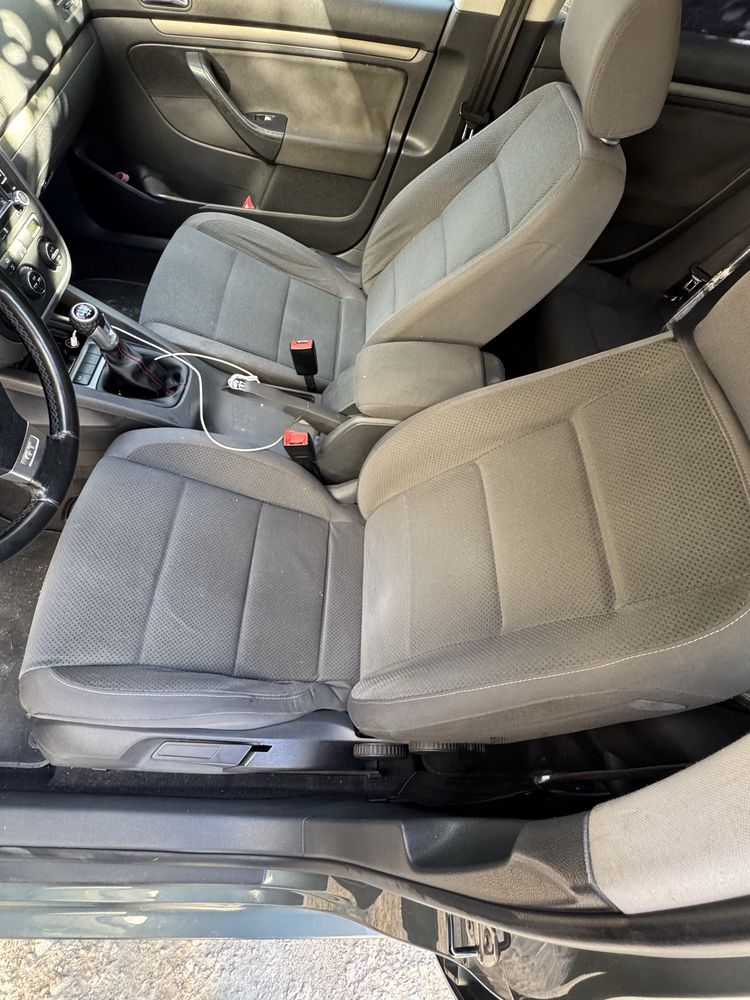 Салон за golf 5,  ISOFIX