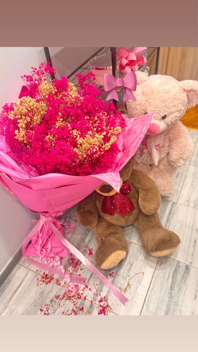 Ръчно изработен  вечен букет човешки размери