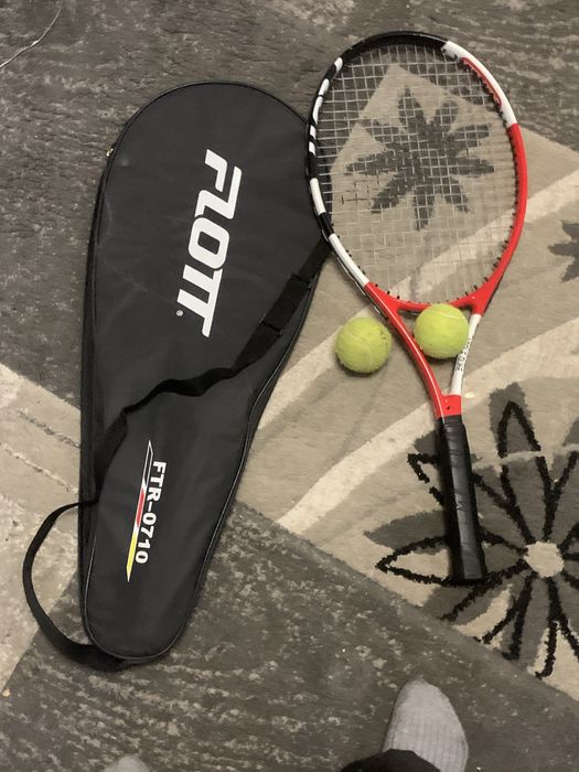 Продам ракетка для большого тениса frot ftr-0710