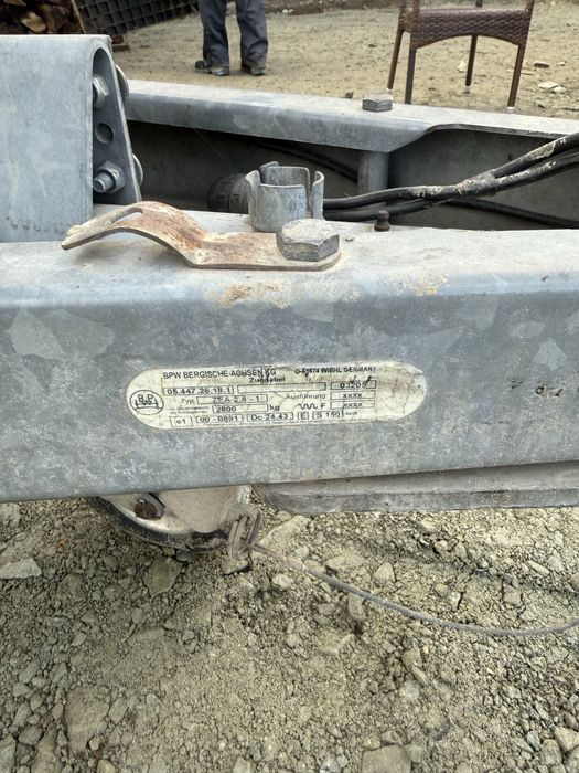 Remorcuta cu prelata