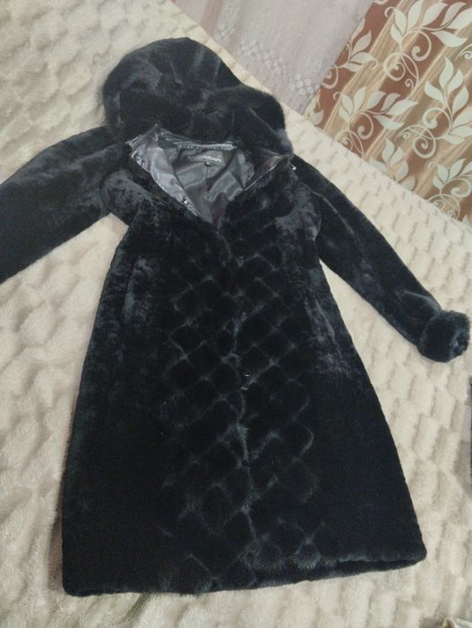 Продам шубу 44-46