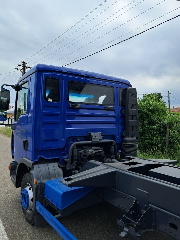 Vând man Tgl 12.240 basculabil pe 3 părți