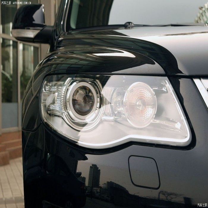 Стекла фар Volkswagen Touareg 07-10г