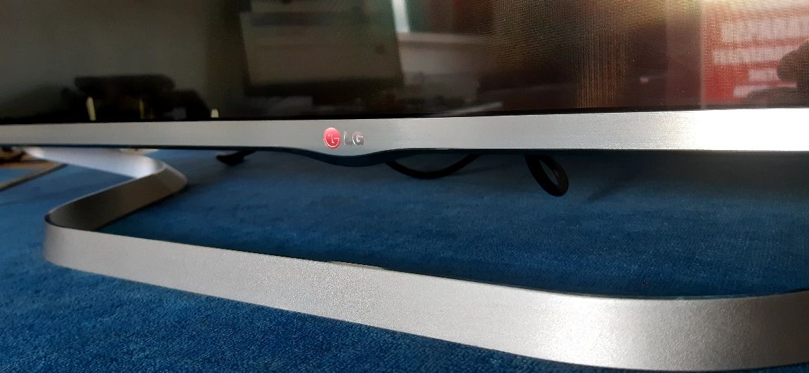 Tv Smart Lg 3D 108 cm